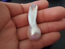 Load image into Gallery viewer, Comet Pearl