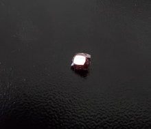 Load image into Gallery viewer, 0.37ct Fancy Deep Purple Diamond