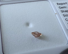 Load image into Gallery viewer, 0.13ct AUSTRALIAN FANCY VIVID PINK DIAMOND