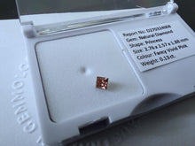 Load image into Gallery viewer, 0.13ct AUSTRALIAN FANCY VIVID PINK DIAMOND