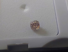 Load image into Gallery viewer, 0.19ct Fancy Light Pink Diamond