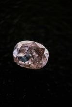 Load image into Gallery viewer, 0.15ct AUSTRALIAN Fancy Light Pink DIAMOND Oval