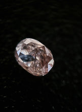 Load image into Gallery viewer, 0.15ct AUSTRALIAN Fancy Light Pink DIAMOND Oval