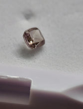Load image into Gallery viewer, 0.18ct Fancy Purplish Pink Diamond