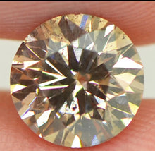 Load image into Gallery viewer, Elegant 0.8ct Champagne Natural Diamond - Limanty