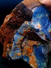 Load image into Gallery viewer, 2.9kg Gigantic Opened Yowah Nut