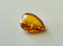 Load image into Gallery viewer, 0.22ct Fancy Vivid Yellowish Orange Diamond - Limanty