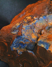 Load image into Gallery viewer, 2.9kg Gigantic Opened Yowah Nut