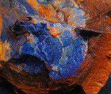 Load image into Gallery viewer, 2.9kg Gigantic Opened Yowah Nut