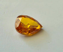 Load image into Gallery viewer, 0.22ct Fancy Vivid Yellowish Orange Diamond - Limanty