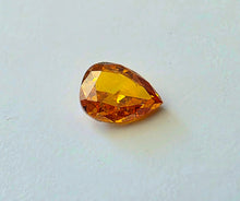 Load image into Gallery viewer, 0.22ct Fancy Vivid Yellowish Orange Diamond - Limanty