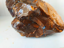 Load image into Gallery viewer, 2.8kg / 14000ct Strong Blue Boulder Opal Quilpie - Limanty