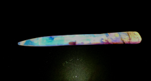Load image into Gallery viewer, The White Virgin Australis Opal 76ct - Limanty