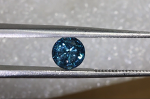 Load image into Gallery viewer, 0.95 ct Deep Blue Ocean Natural Diamond - Limanty