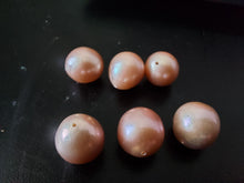 Load image into Gallery viewer, 6 Orange Pink Japanese Akoya Pearl - Limanty
