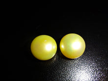 Load image into Gallery viewer, Pair of Natural Golden Pearls - Limanty
