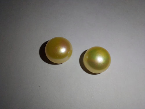 Pair of Natural Golden Pearls - Limanty
