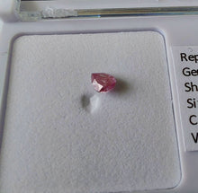 Load image into Gallery viewer, 0.13 Fancy Vivid Pink Diamond
