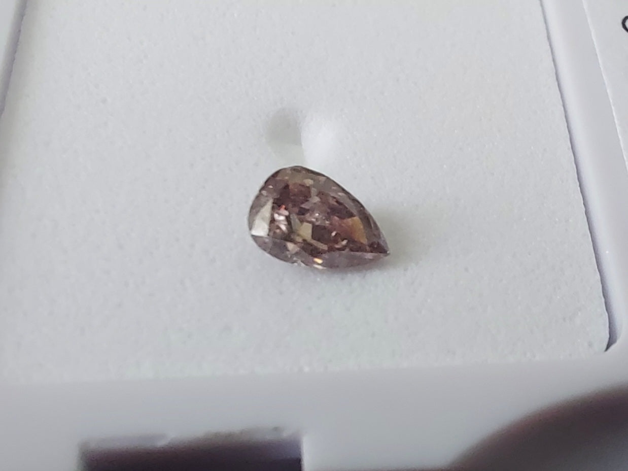 0.22ct Fancy Purplish Pink Diamond