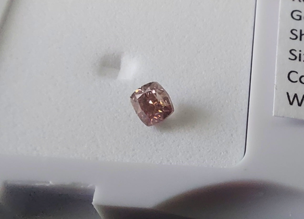 0.20ct Fancy Pink Diamond