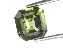 Load image into Gallery viewer, 1.02ct Archer Green Diamond - Limanty
