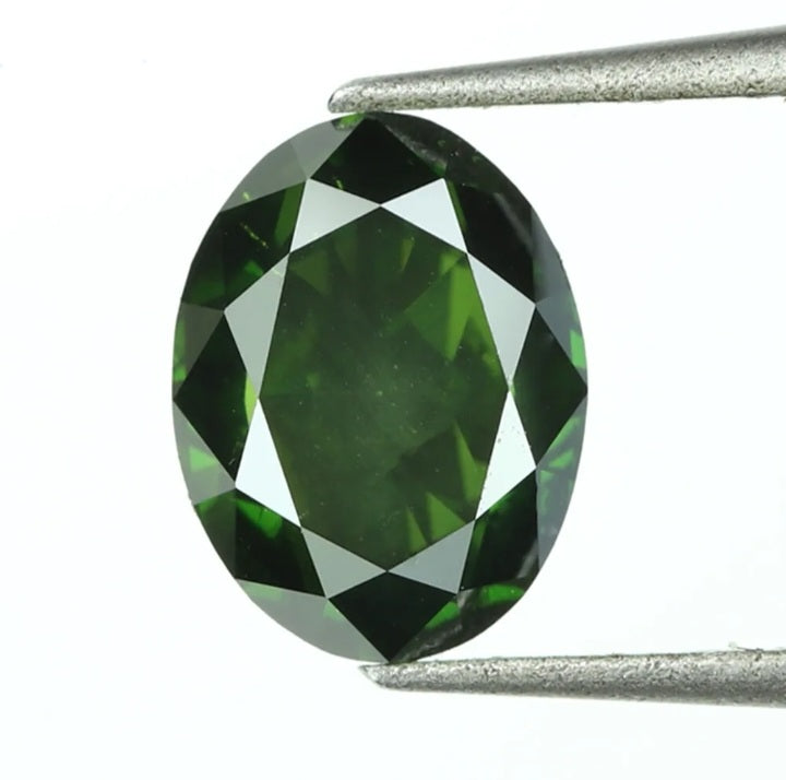 Striking 1.00ct Oval Green Diamond - Limanty