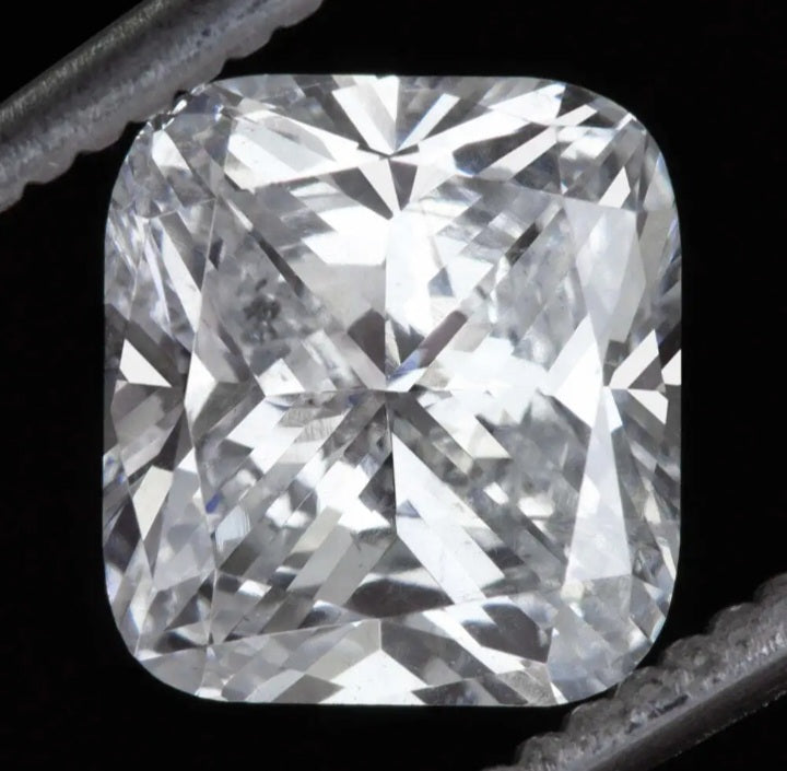 Colourless Radiant Natural Diamond - Limanty