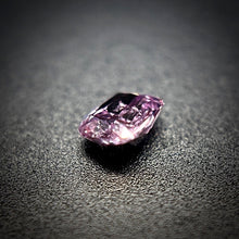 Load image into Gallery viewer, 0.07ct AUSTRALIAN PURPLE DIAMOND GIA Certificate - Limanty
