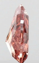 Load image into Gallery viewer, 0.10ct Fancy Vivid Reddish Pink diamond
