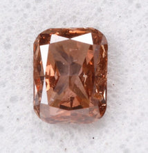 Load image into Gallery viewer, 0.17 Fancy Intense Reddish Pink Diamond
