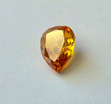Load image into Gallery viewer, 0.22ct Fancy Vivid Yellowish Orange Diamond - Limanty
