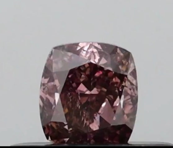 0.31ct Fancy Intense Purplish Pink Diamond