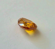 Load image into Gallery viewer, 0.22ct Fancy Vivid Yellowish Orange Diamond - Limanty
