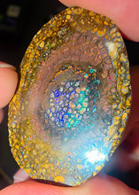 Load image into Gallery viewer, Yowah Nut Pair 147.51

