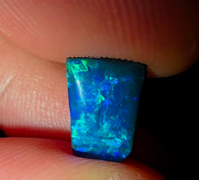 Load image into Gallery viewer, 1.34ct Pure Solid Black Opal Hunter Lightning Harlequin Pattern TOP Grade N1 B3 - Limanty
