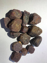 Load image into Gallery viewer, Rough Ruby 10g or 100ct per piece - Limanty
