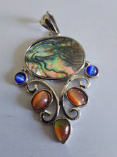 Load image into Gallery viewer, Abalone Pendant - Limanty
