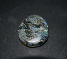 Load image into Gallery viewer, Labradorite quartz - Limanty
