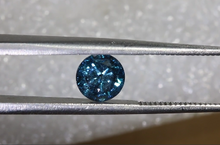 Load image into Gallery viewer, 0.95 ct Deep Blue Ocean Natural Diamond - Limanty
