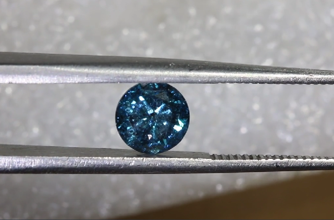 0.95 ct Deep Blue Ocean Natural Diamond - Limanty