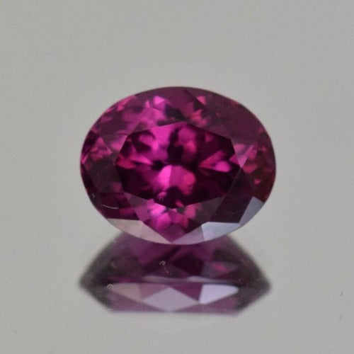 Red/Pink Garnet - Limanty